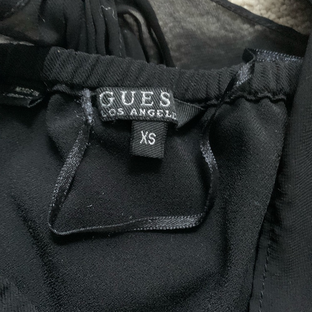 🌸BLACK GUESS ROMPER SIZE XS - Picture 3 of 4